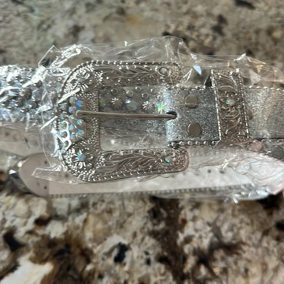 Crystal Embellished Silver Belt - Picture 3 of 4